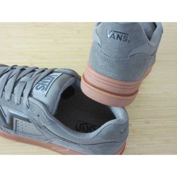 Vans Men's Upland Suede Bungee Cord Gray Black Gum Bottom Shoes Sizes NIB - Picture 6 of 6